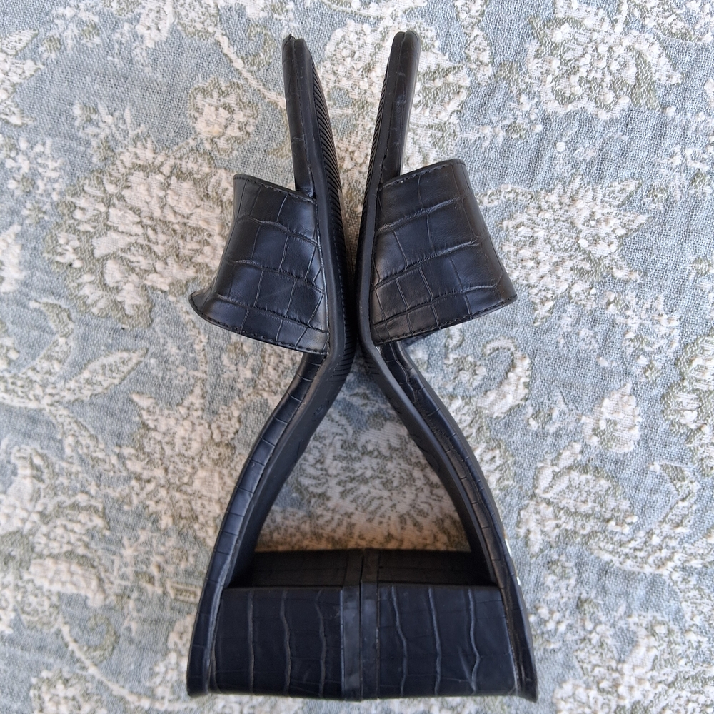 Yosi Samra Croc- Embossed Black Women's Slide Heel Sandals New Sz.9 - Picture 8 of 13